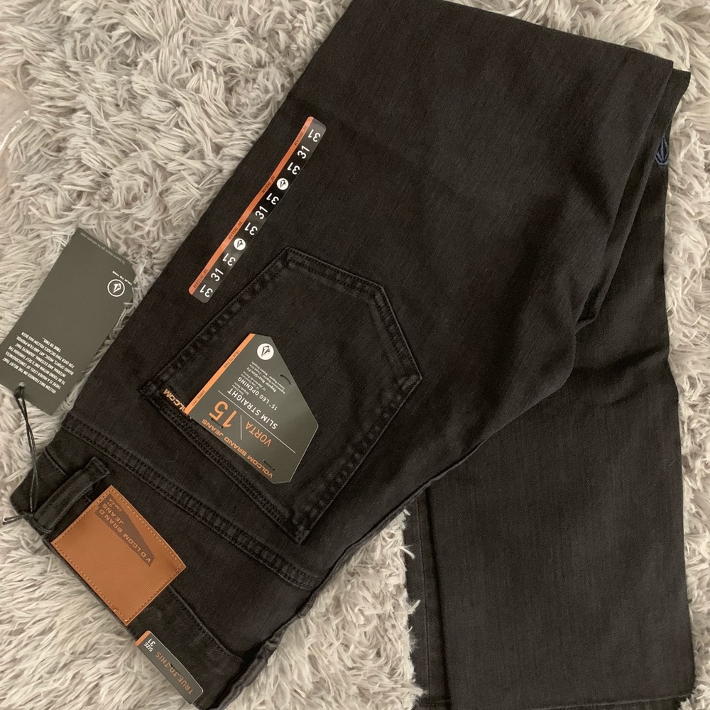 Brand new Volcom Vorta 31 x 30 jeans